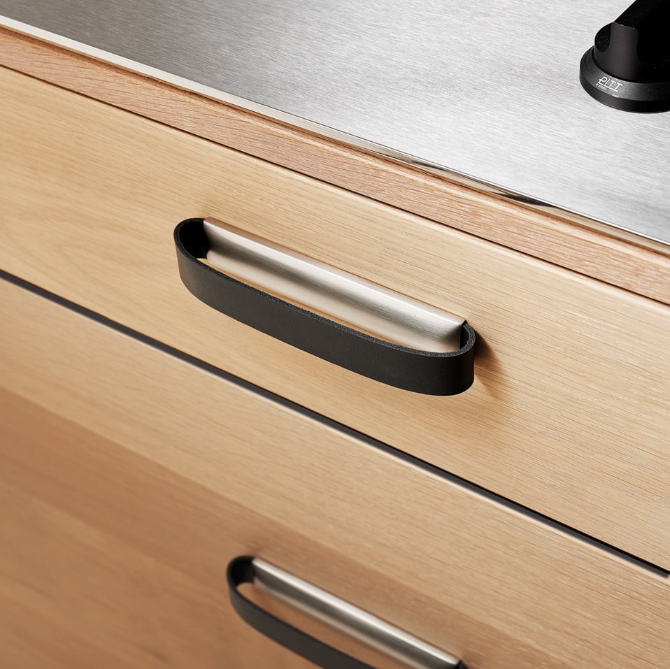 black MODERN ROLLO PULL HANDLE