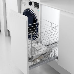 Pull-out laundry basket CLASSIC