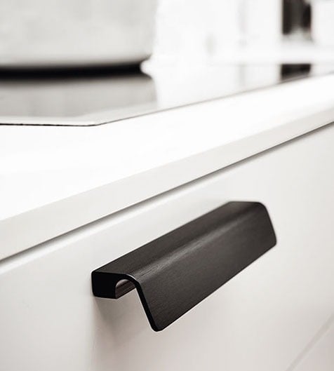 matt_black_fringe MODERN FRINGE PULL HANDLE