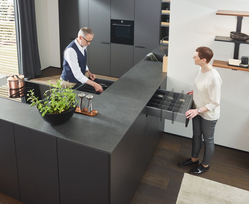 csm_200.2482.04-peka-Unterschrank-Riverso_Modell_XX_3a95677f2e