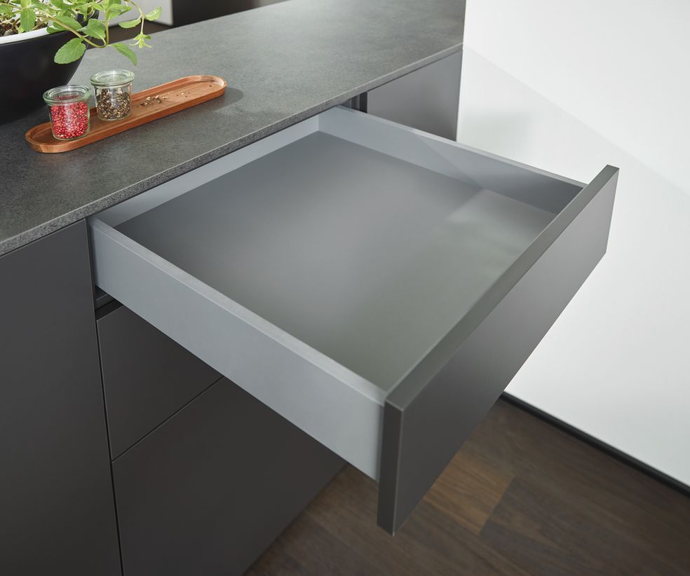 csm_200.2482.04_M_84717-peka-Unterschrank-Riverso_5db9320f6f